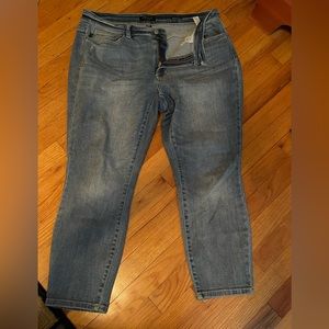 Judy Blue Skinny Fit Jeans